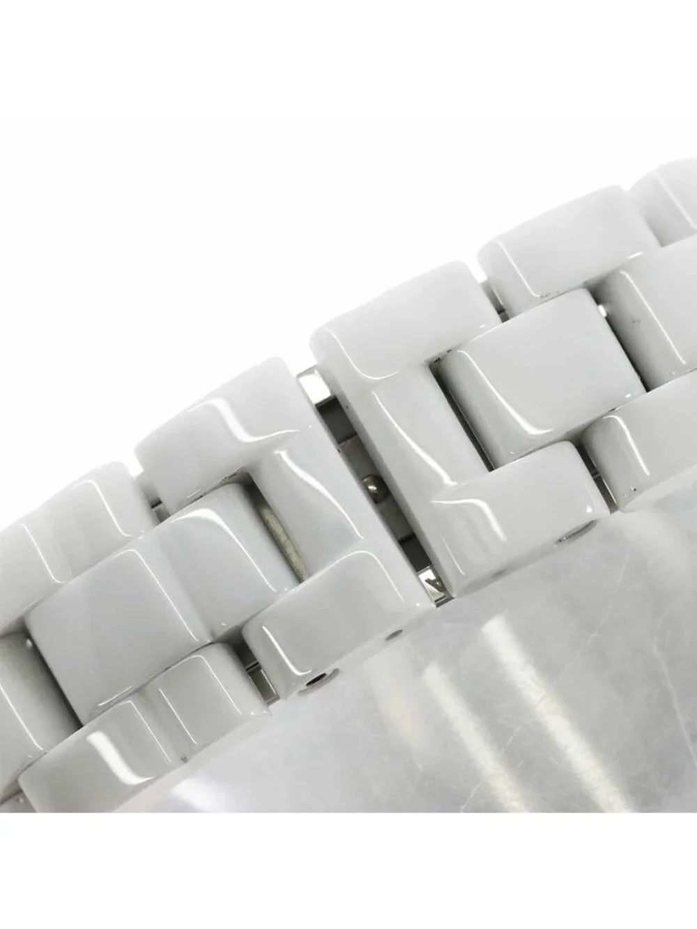 Chanel 33 Diamond Watch White Shell Ceramic Quartz